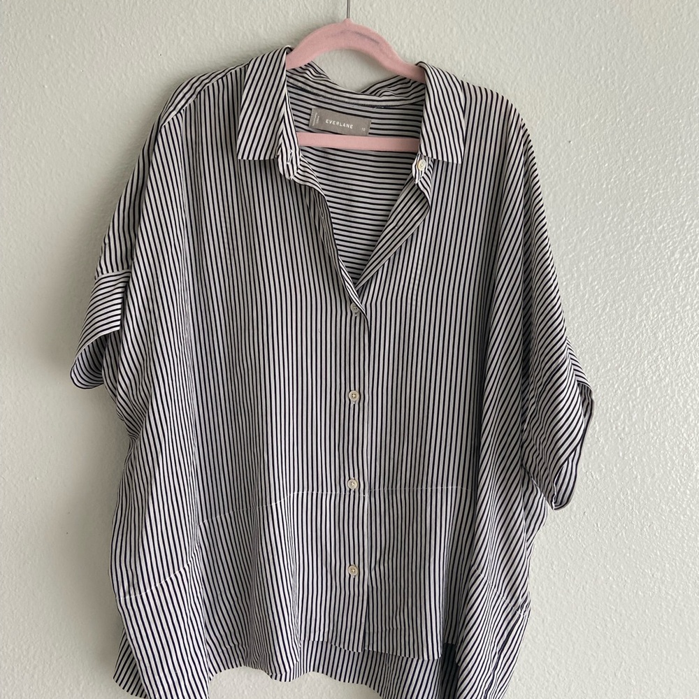 Everlane 100% silk Black and White Striped blouse